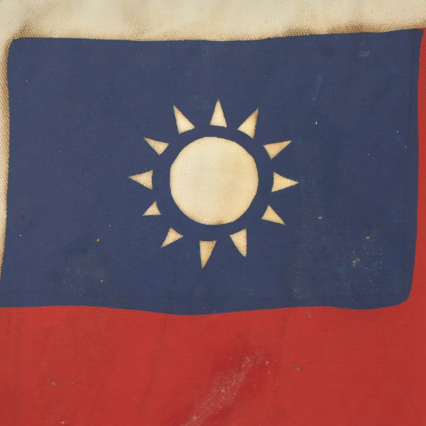 Original U.S. WWII USAAF Pacific Theater Rayon & Muslin Blood Chit - Chinese National Flag