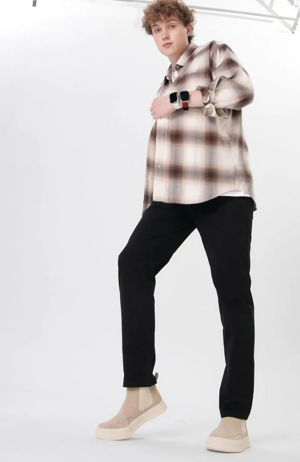 Plaid&Plain Mens Slim Fit Khaki Pants Mens Tapered Chino Pants